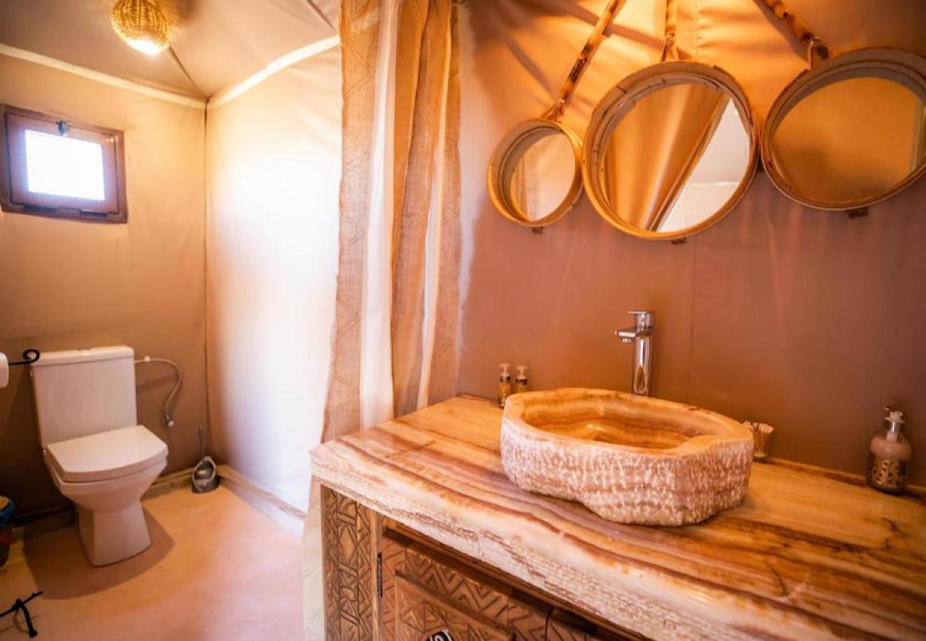 Merzouga Glossy Camp 외부 사진